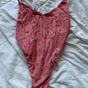 Jolyn onesie size L, llama and cactus print